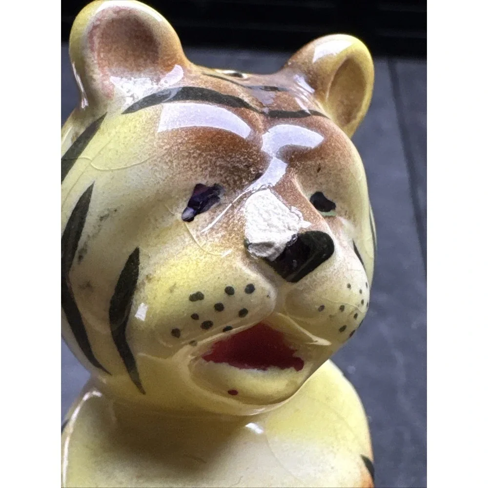 Vintage Salt and Pepper Shakers - Yellow Striped Tigers. One Has‎ A Small Chip